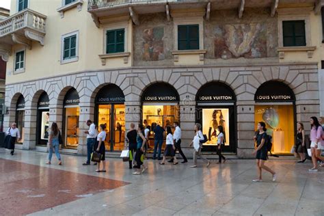 lv verona|louis vuitton store Verona italy.